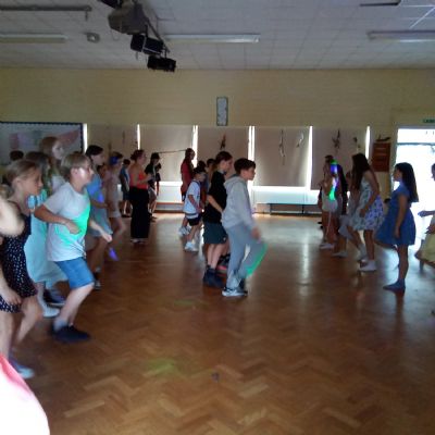 Children at a disco