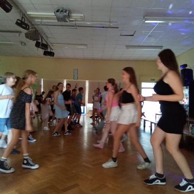Children at a disco