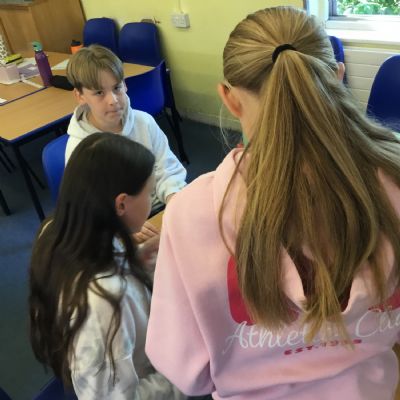 3 children playing a game